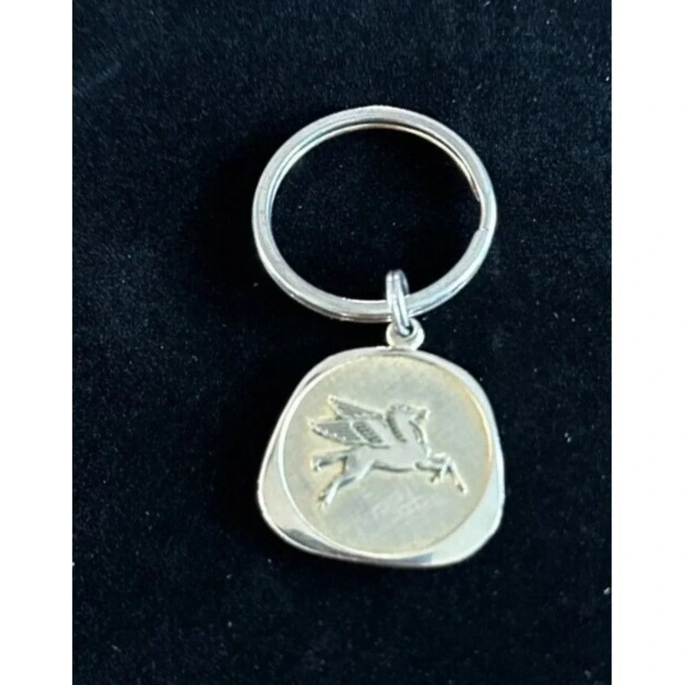 Vintage Chevron Pegasus Embossed 1.25'' Keychain Automobile Gasoline Advertising